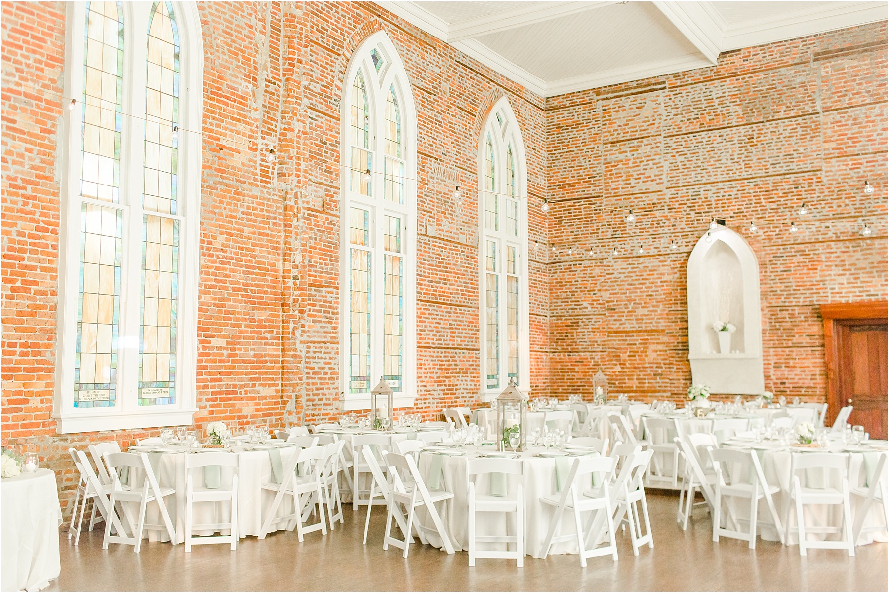 Downtown St Thomas Wilmington Wedding