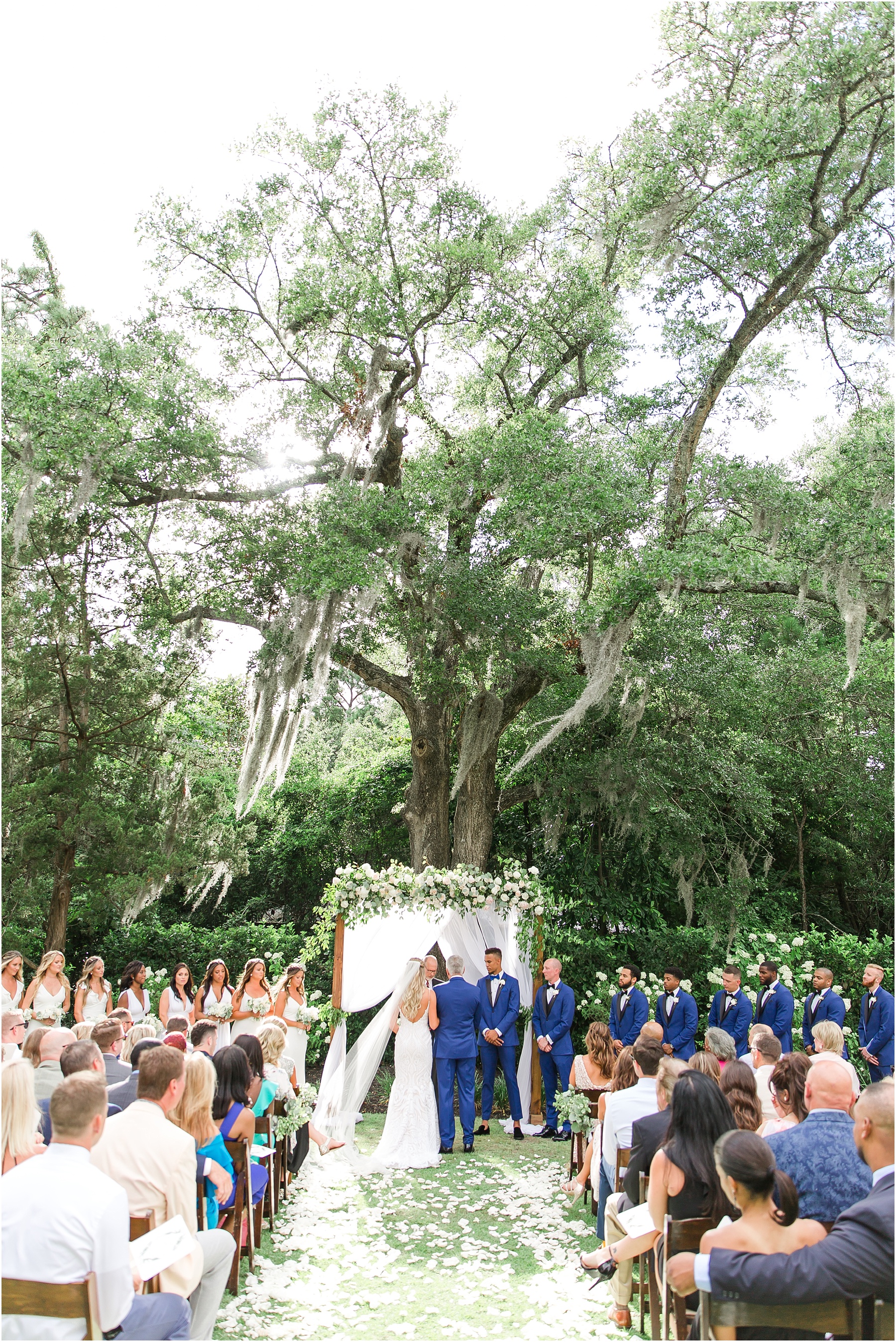 elegant and classic north carolina wedding 